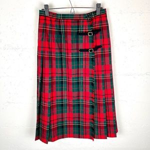 PENDLETON Red Wool Wrap Tartan Plaid Pleated Skirt Side Buckles Size 12 petite